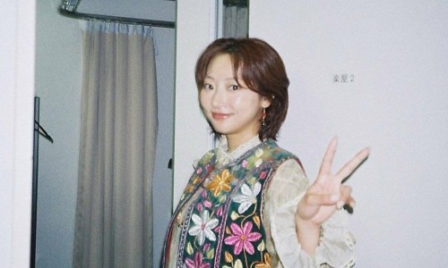 天气热手心出汗正常吗、天热手心出汗怎么办 -天气热了手心爱出汗怎么回事网